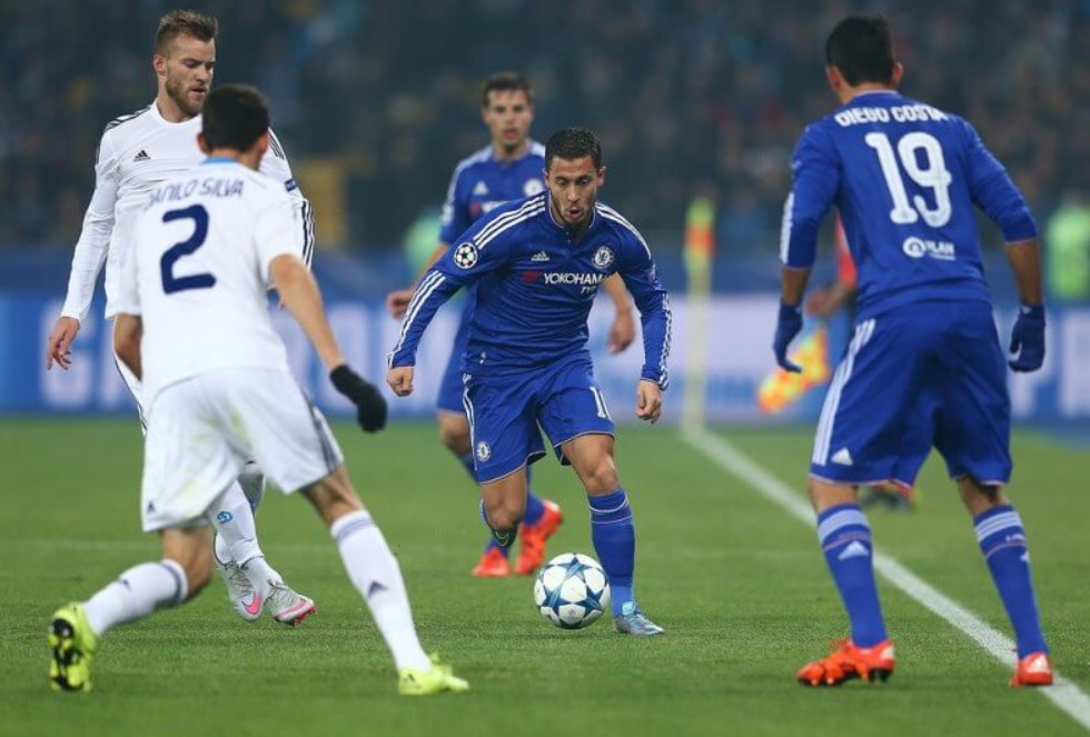 关于战队核心球员轮番上阵，场上厮杀激烈异常的信息