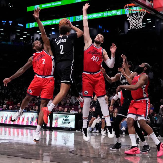 开云APP-篮网队全员贡献出色，机敏进攻防守俱佳的简单介绍