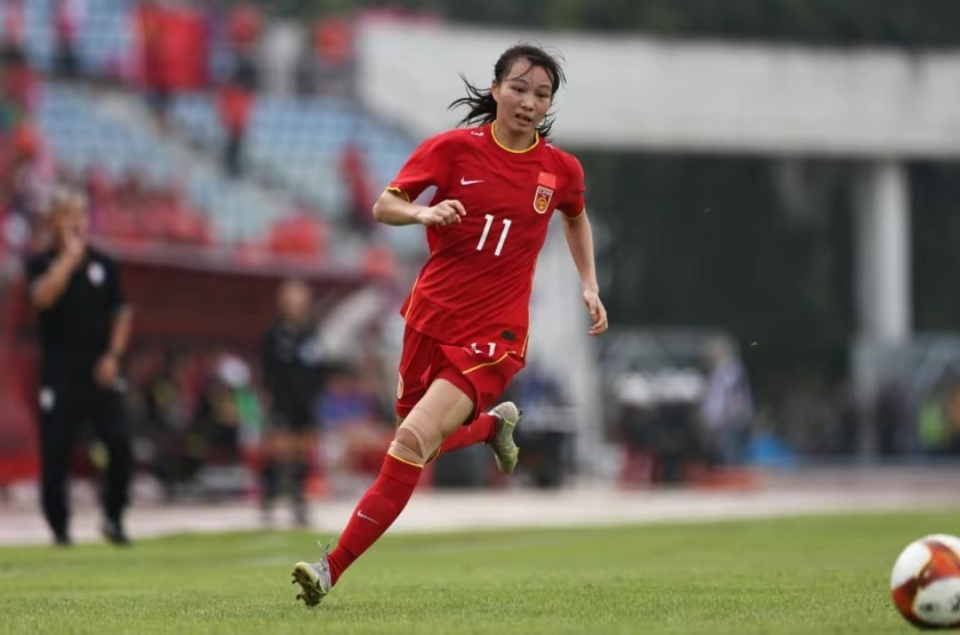 开云体育平台APP-中国女足运动员在比赛中展现顽强战斗精神的简单介绍