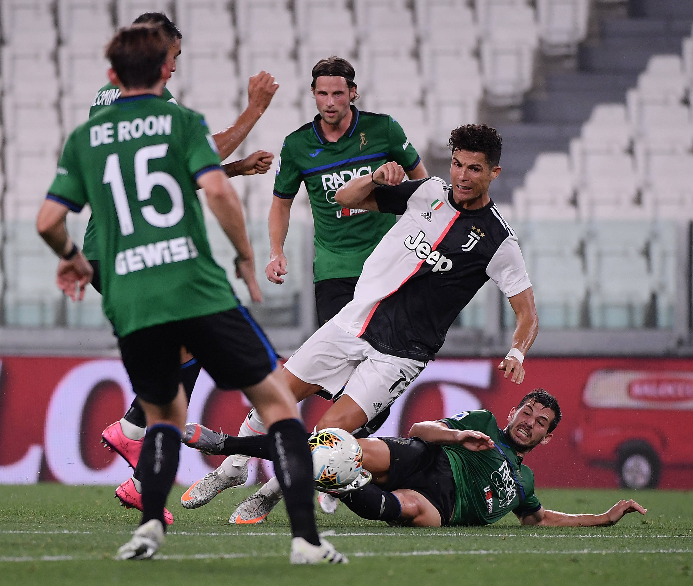 尤文图斯战绩低迷，传言队内产生裂痕