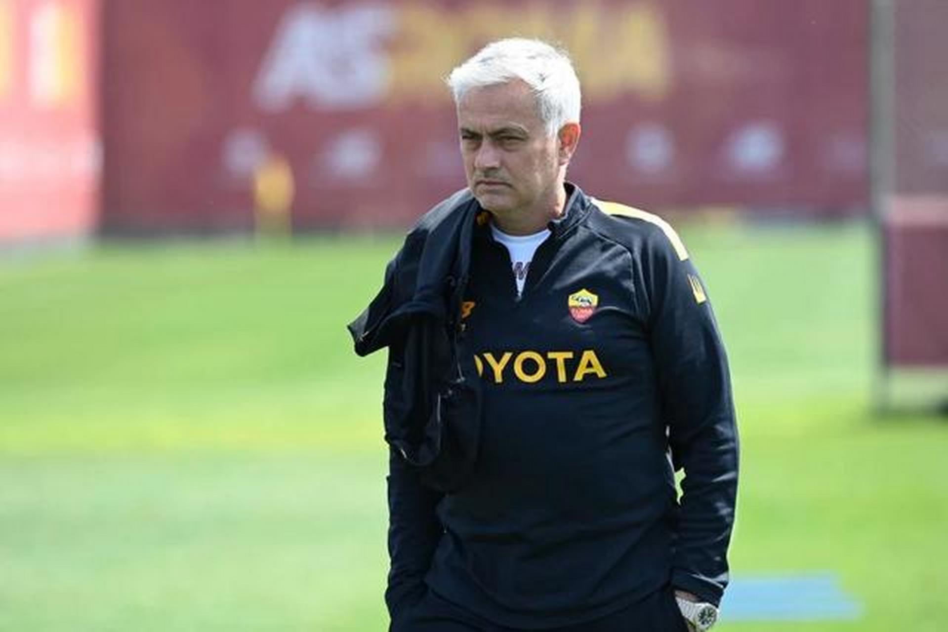 开云下载-罗马主帅感慨欧冠小组赛尽展雄心