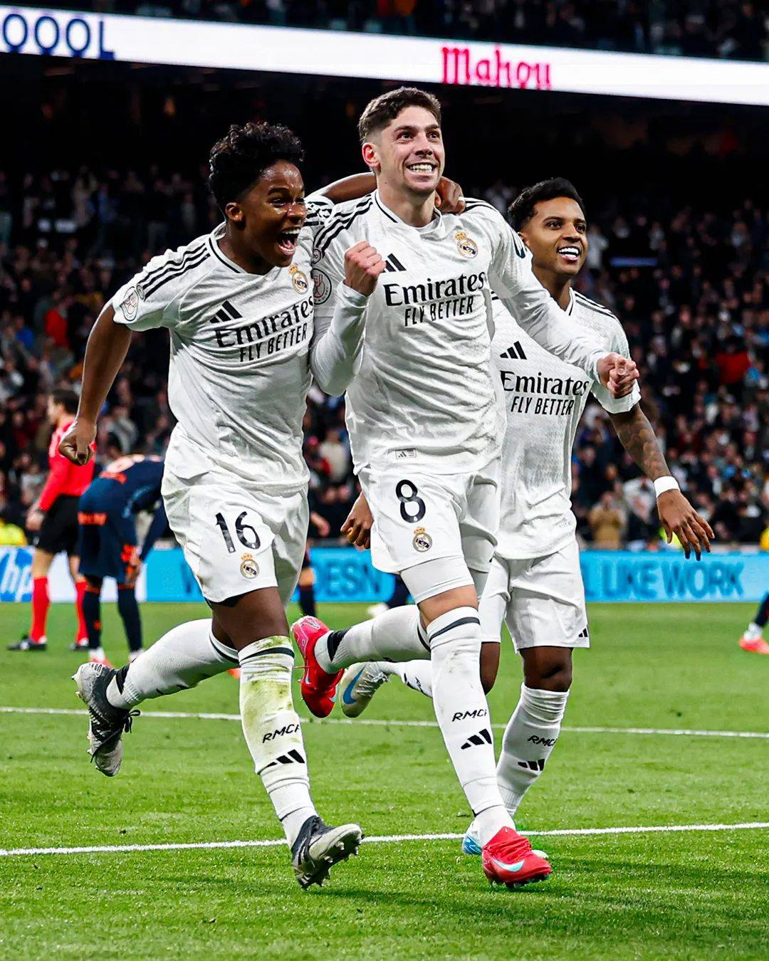 开云体育-韦斯卡客场击败塞尔塔，逆袭取胜