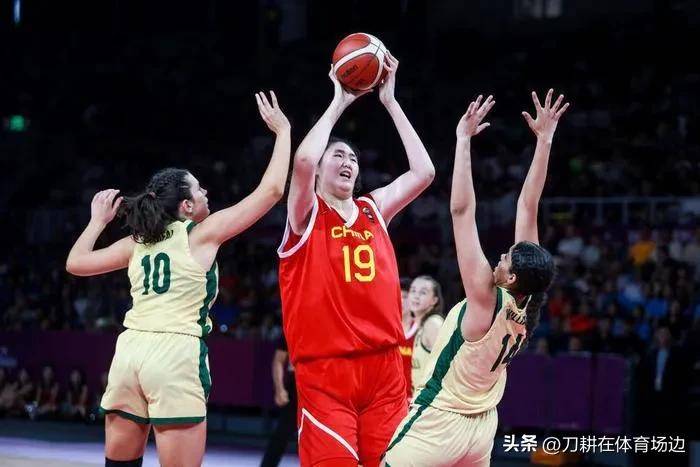 关于澳洲篮球联赛火热进行，球员实力对决的信息