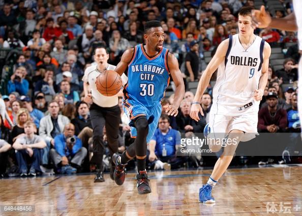 开云体育官方网站-关于韦少率雷霆队擒魔术队，贡献三双数据的信息