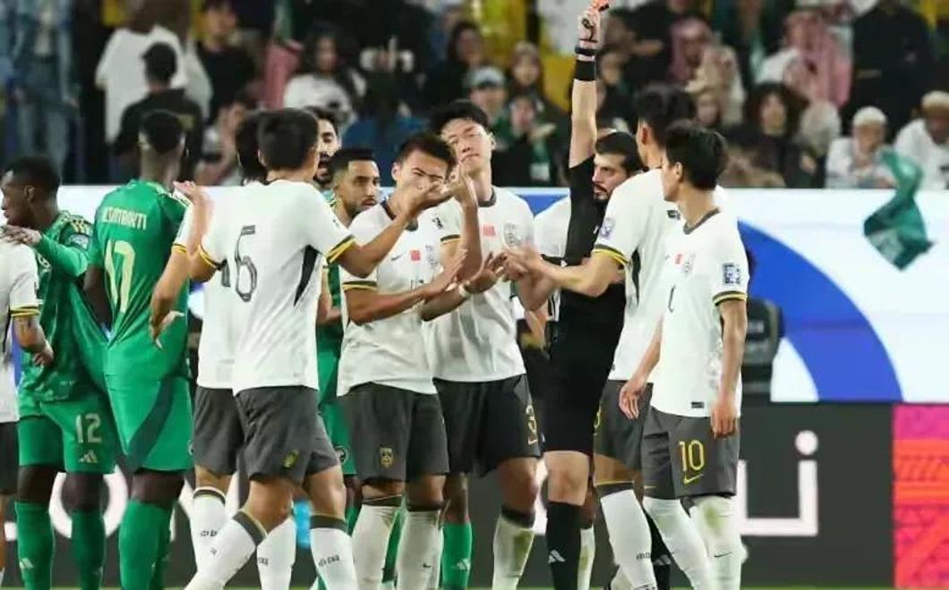 开云体育官网-亚洲球队遭遇人员轮换，备战国际赛事