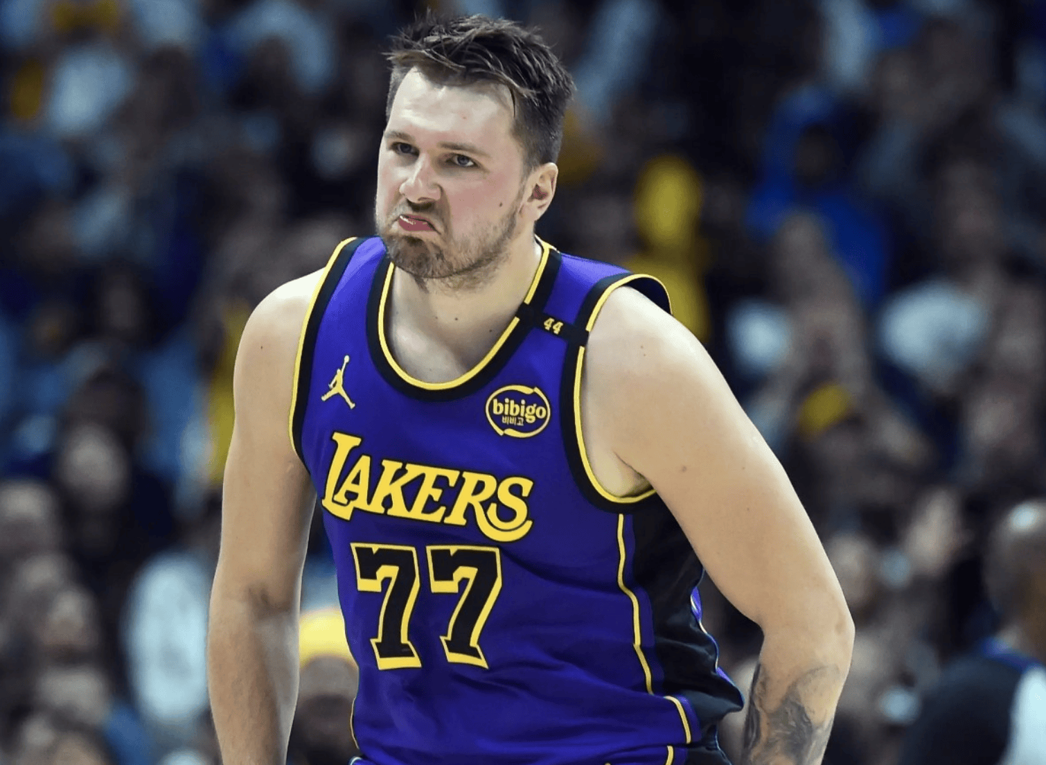 包含世界杯｜东契奇爆冷，关键一战的词条