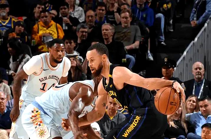 勇士再遭溃败！库里状态回升需全队努力