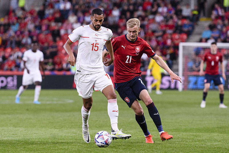 荷兰掀瑞士继续欧国联征程的简单介绍