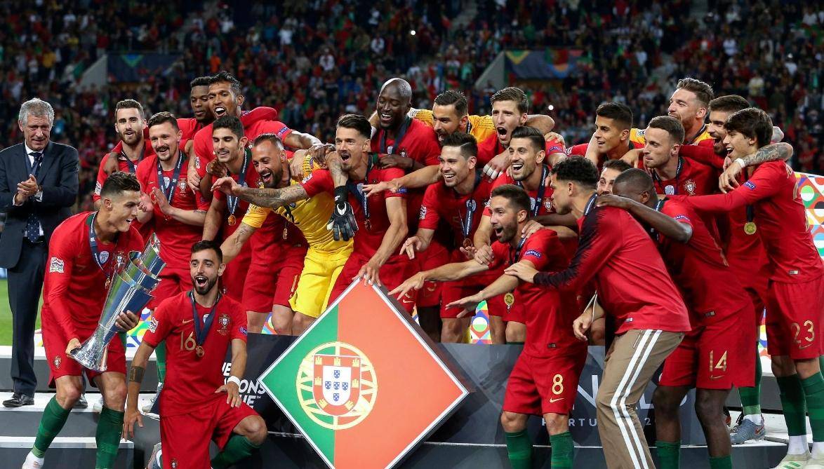 包含欧洲足球锦标赛今日拉开序幕，豪门对阵的词条