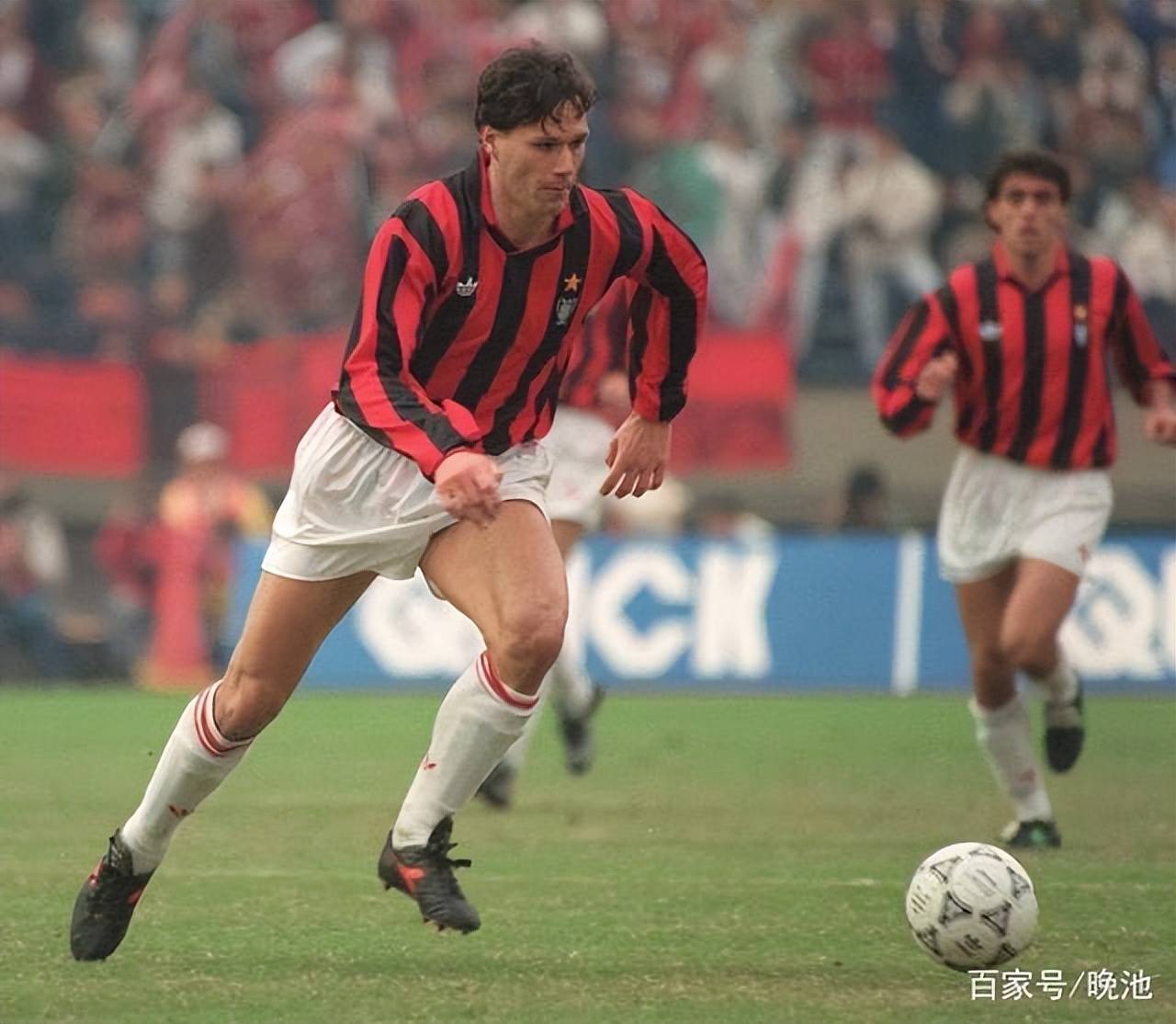 开云官网-包含AC米兰客场大胜，重回联赛前三的词条
