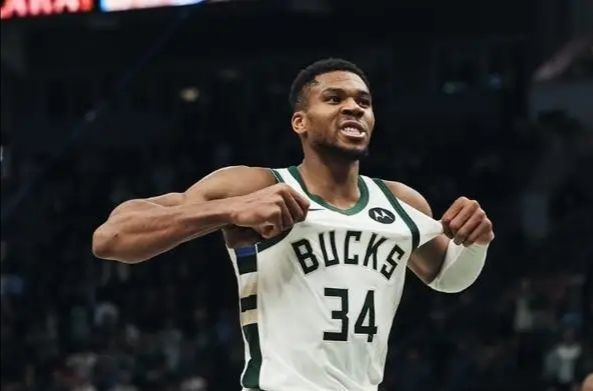 凯尔特人险胜猛龙，字母哥统治全场的简单介绍