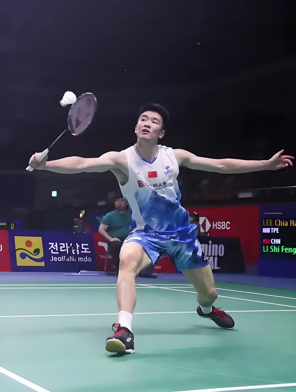 英格兰羽毛球队鏖战韩国羽毛球队，谌龙统治全场的简单介绍