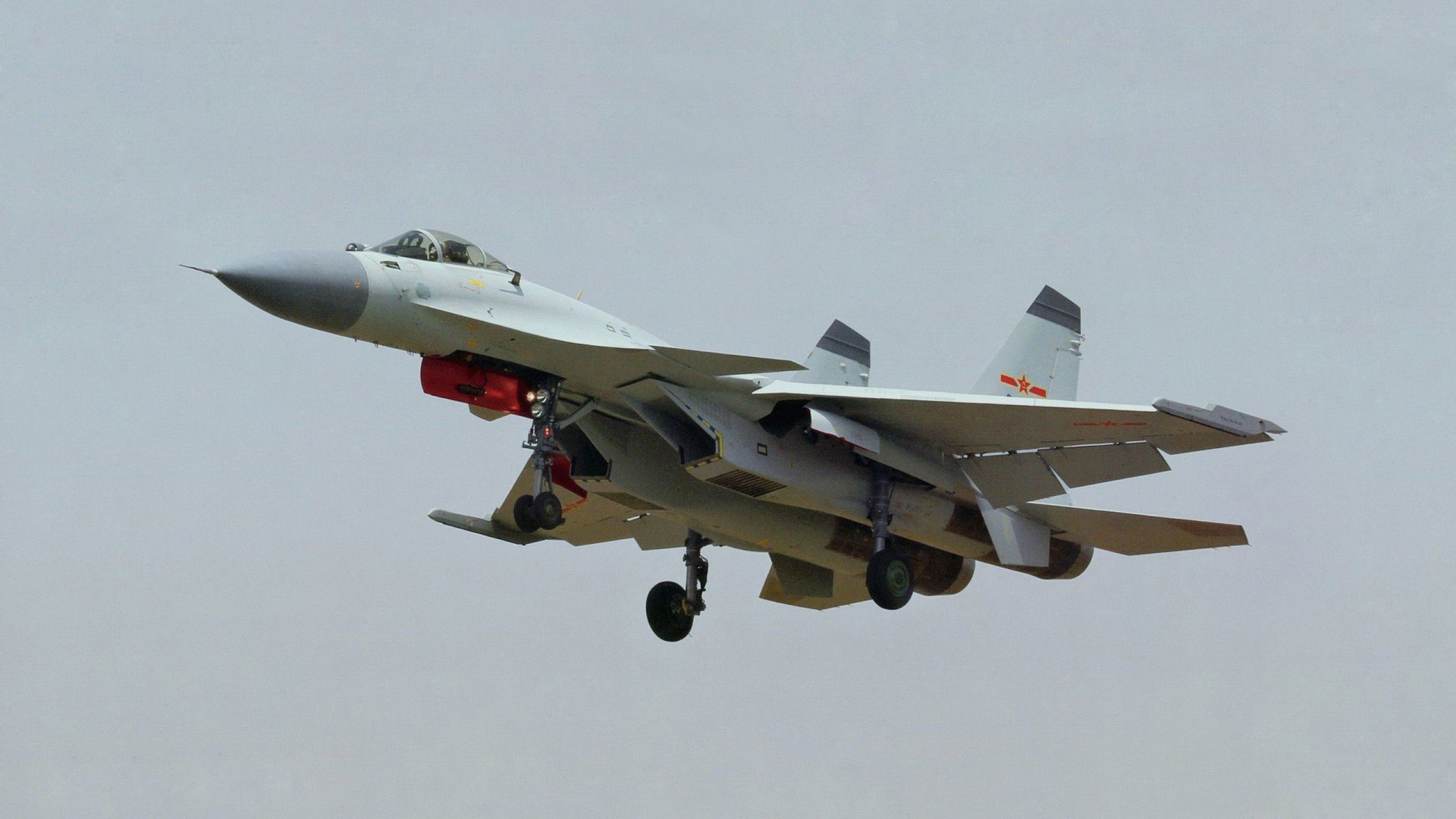 开云体育在线-罗德里平地起惊雷！比利亚雷亚尔掀翻罗马的魔法城叙事