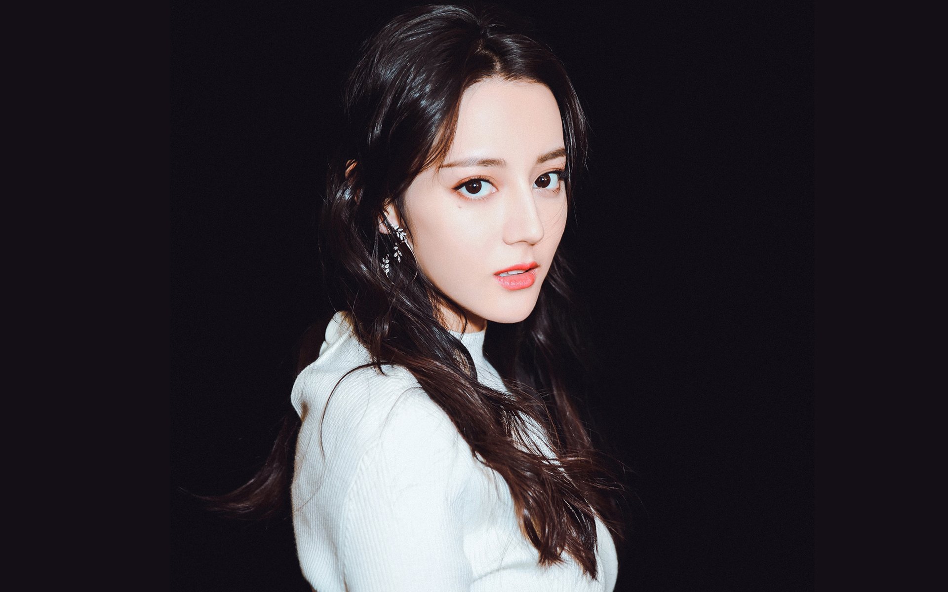 开云官网-从进攻利剑到防守铁闸，哈弗茨如何用头脑为德国铸起移动长城