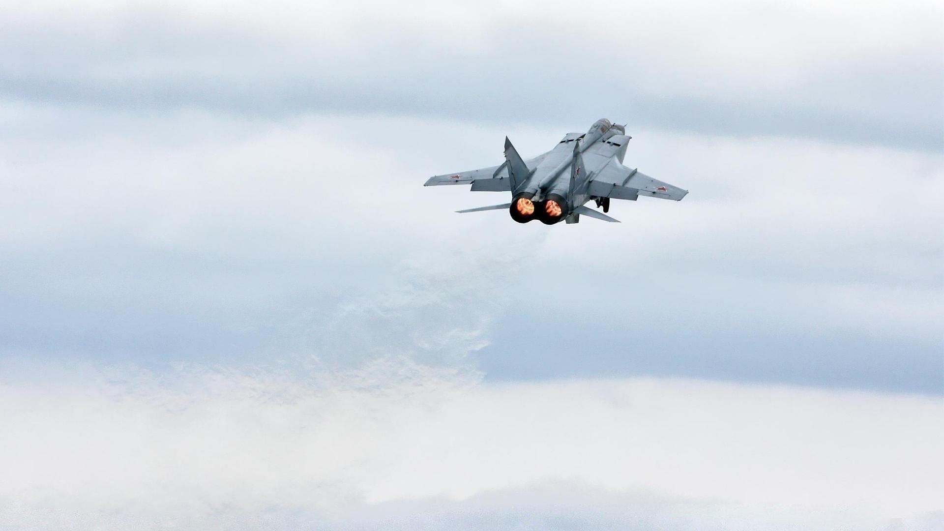 哈利伯顿冠军级表现闪耀，国王力克快船